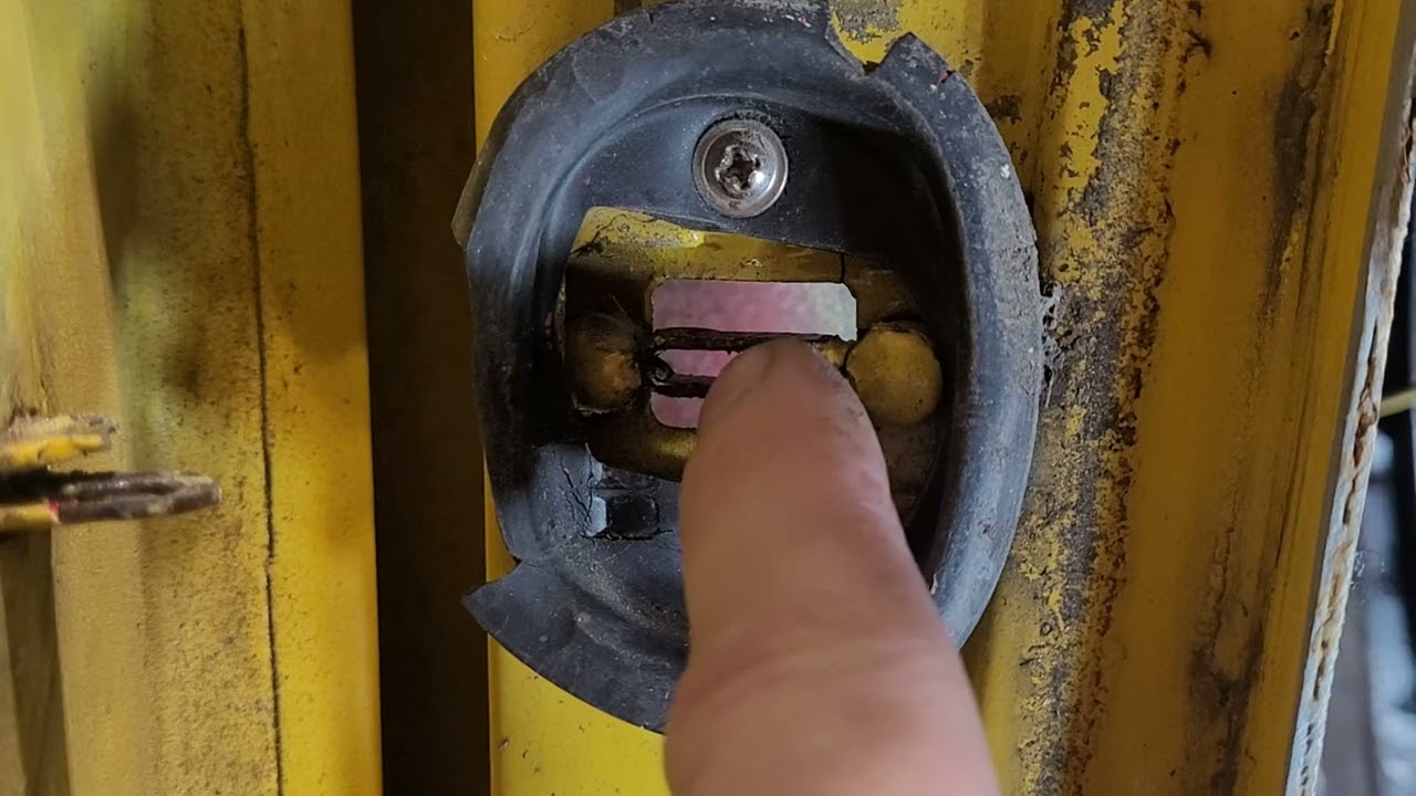how to change your Tr6 door check strap