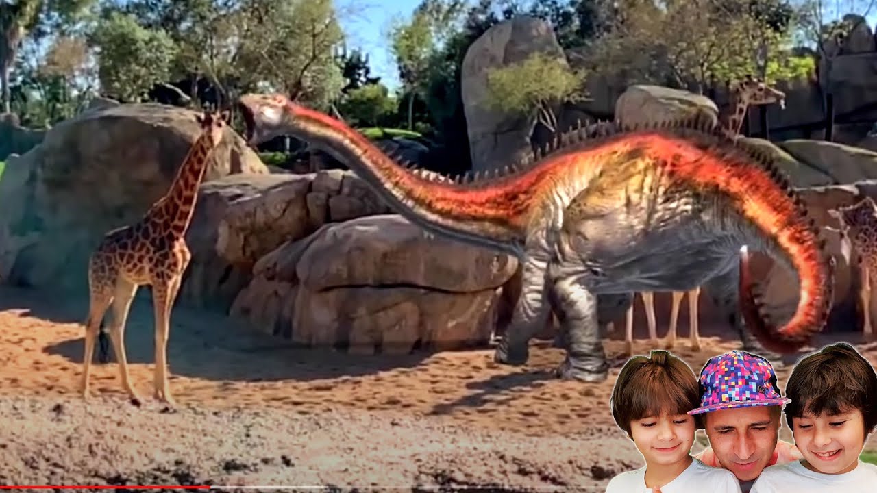 Los DINOSAURIOS mas ALTOS en el ZOO de ANIMALES con Dani y Evan
