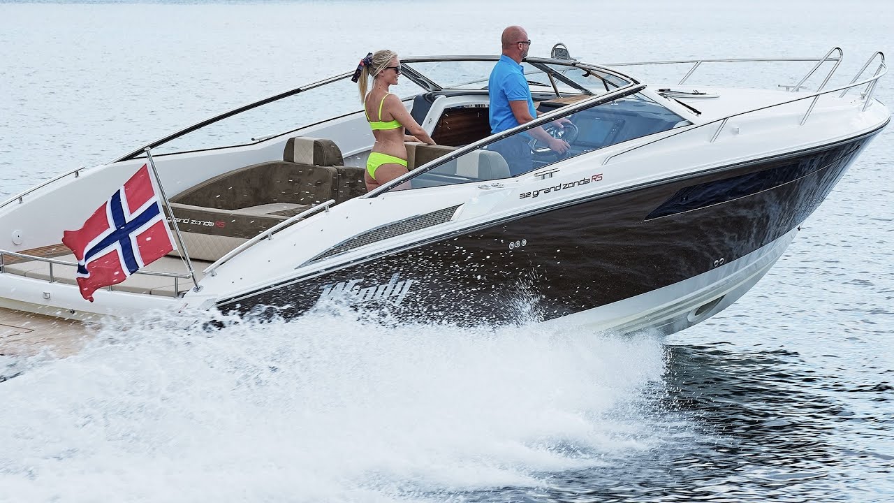 £338,000 Yacht Tour : Windy 32 Grand Zonda