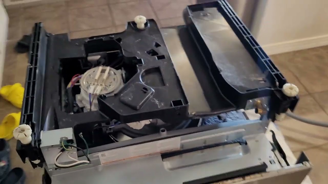 LG dishwasher vario motor and black bottom cover removal. NE error code.
