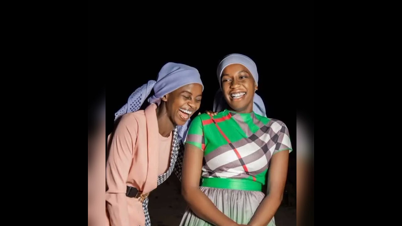 Blessing Gore ft Ruth _____Ndawana Hama yakanaka