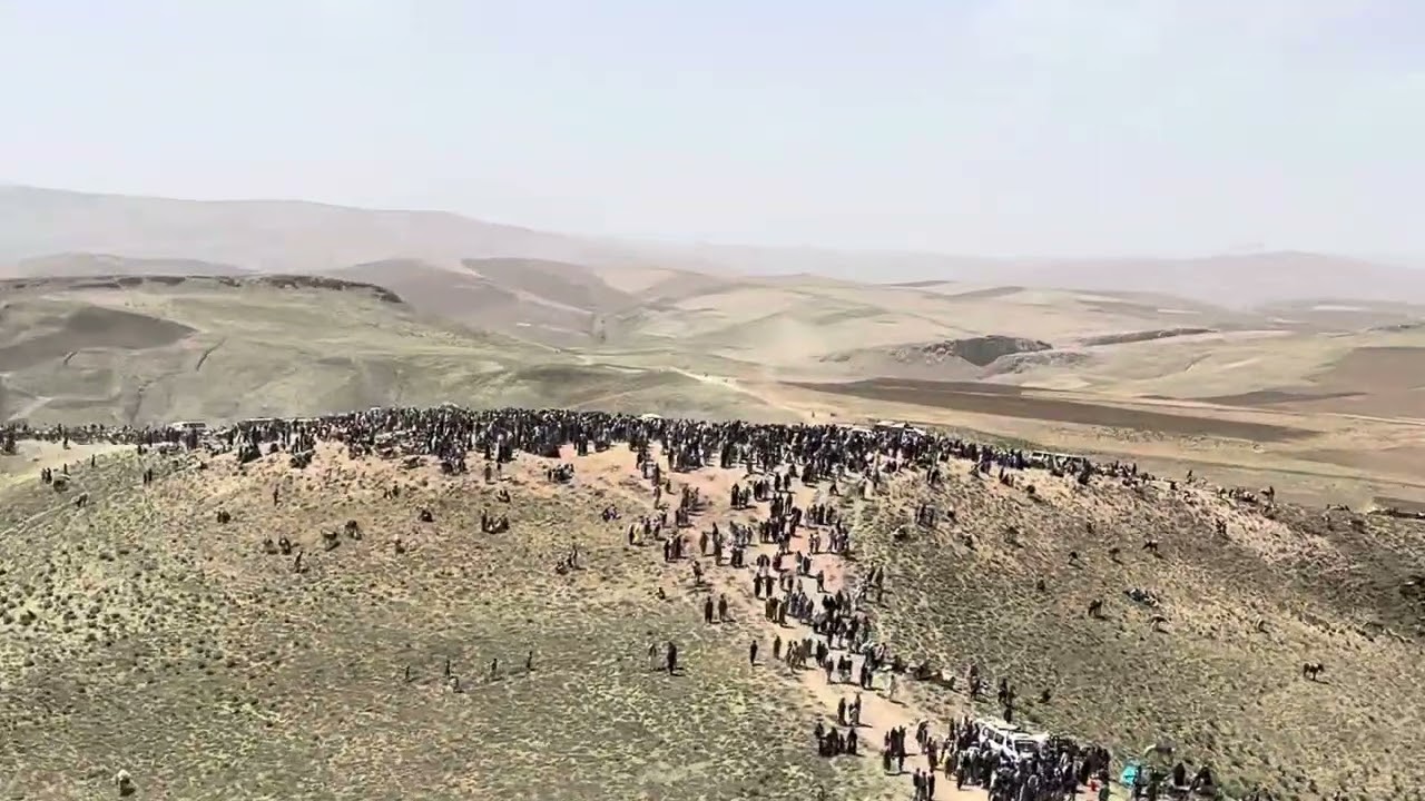 جوش و خروش مردم لعل سرجنگل در کوه و پشته بنام مزار جای