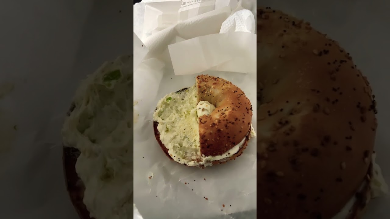 Scallion cream cheese bagel, tasty 😋
