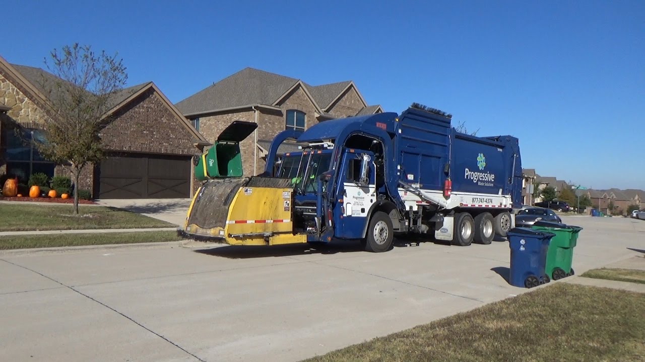 Progressive Waste Solutions: Mack LEU CNrG Heil Freedom FEL w/ Curotto Can