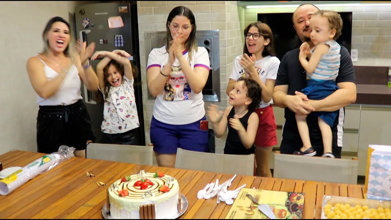 ANIVERSÁRIO SURPRESA DA DANY