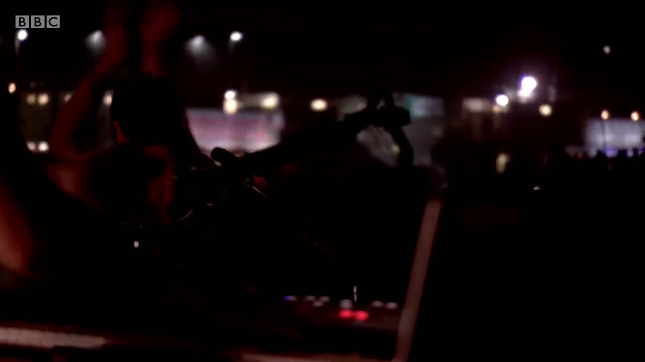 Foals - Olympic Airways (Live Reading Festival 2016) HD