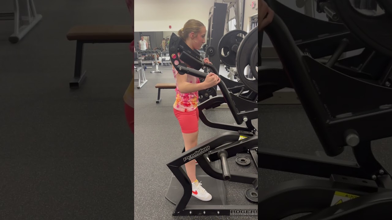 I tried ok 😂 #shorts #fyp #youtubeshorts #workout #workoutfail #workforit #gym