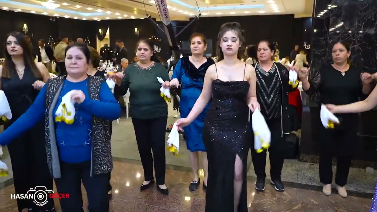 FİDAN İLE MEHMET  COK KALABALIK BİR DÜĞÜN OYNAMAYAN KALMADI
