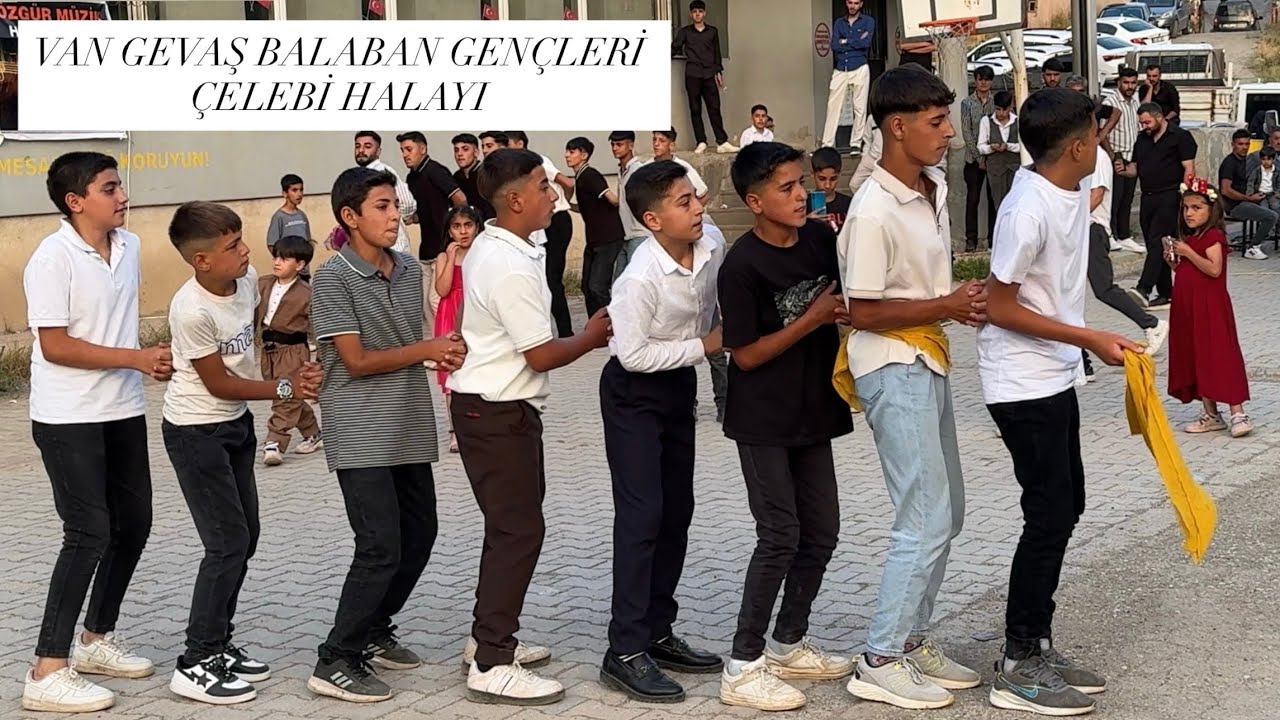 Çelebi halay Van Gevaş Balaban gençleri #keşfet #van #halay #celebi #kürtçehalaylar #viralvideo