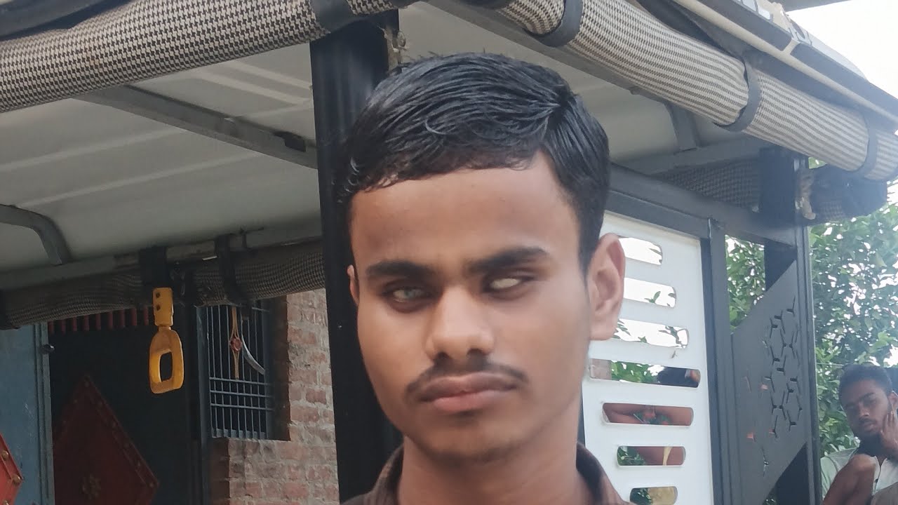 सिंगर अखिलेश यादव