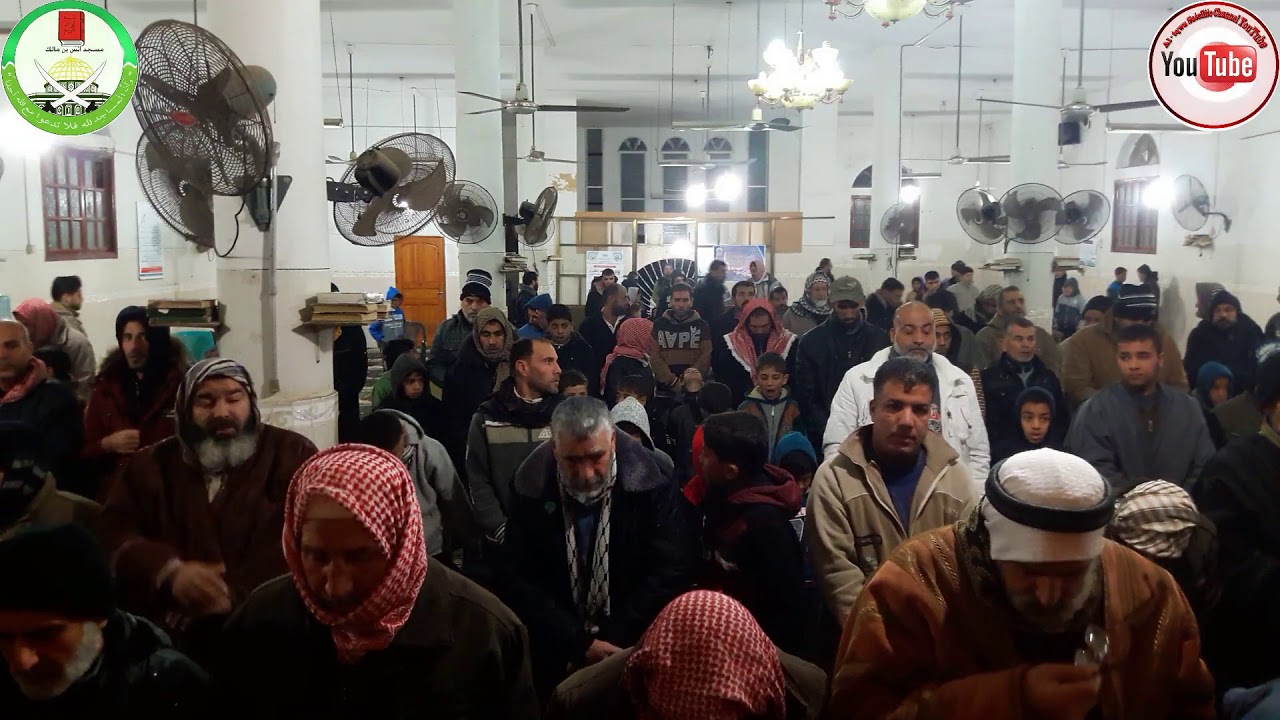 صلاة الفجر في مسجد أنس بن مالك