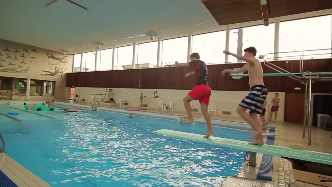 X-Diving, Flips And Tricks