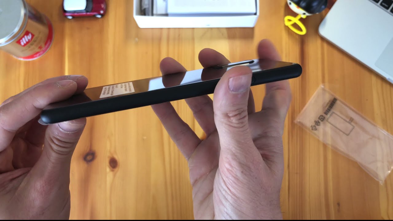 Unboxing the Sony Xperia 10 II with Sailfish OS! // with JT music