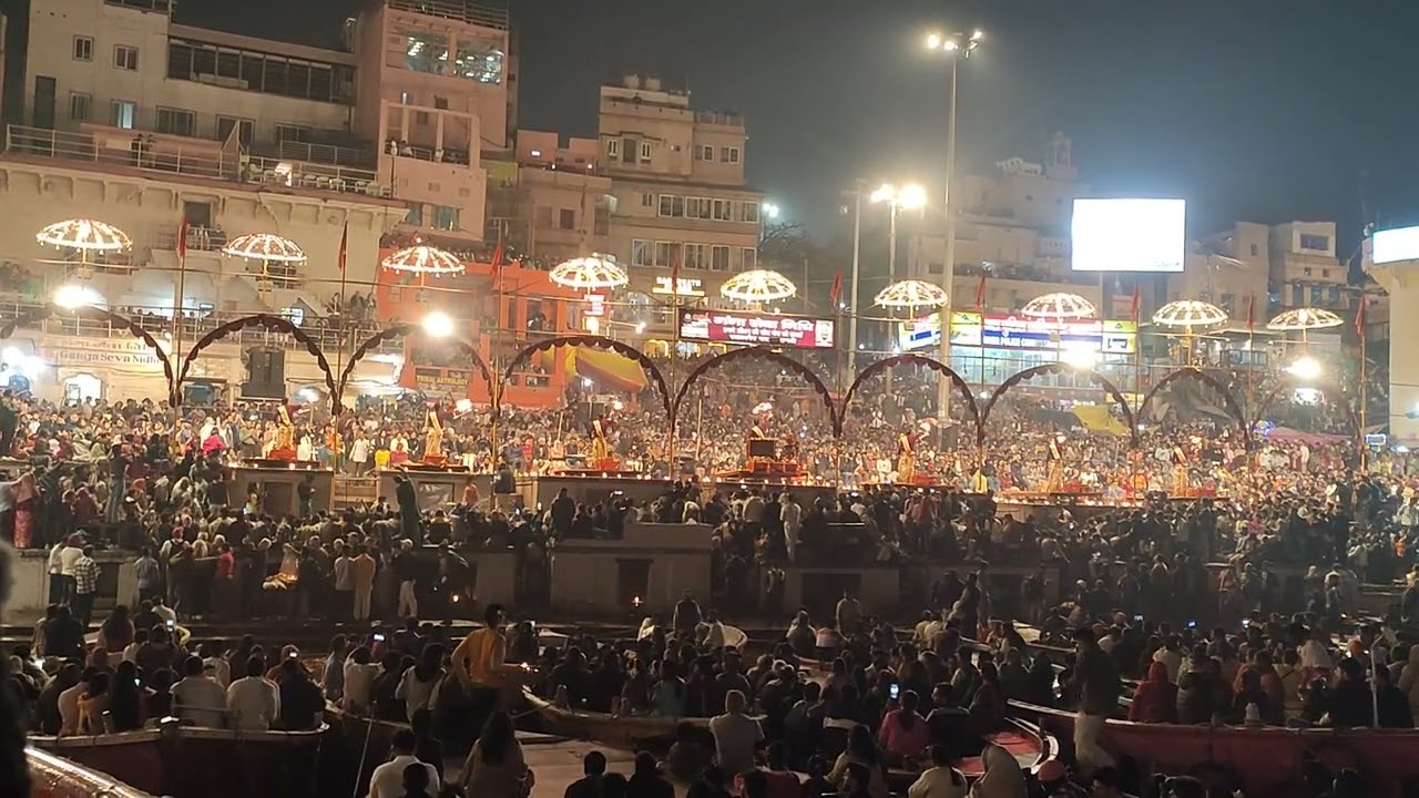 Ganga Aarti at Dashashwamedh Ghat, Varanasi | Indian Spiritual Culture #ExploreVaranasi #GangaAarti 
