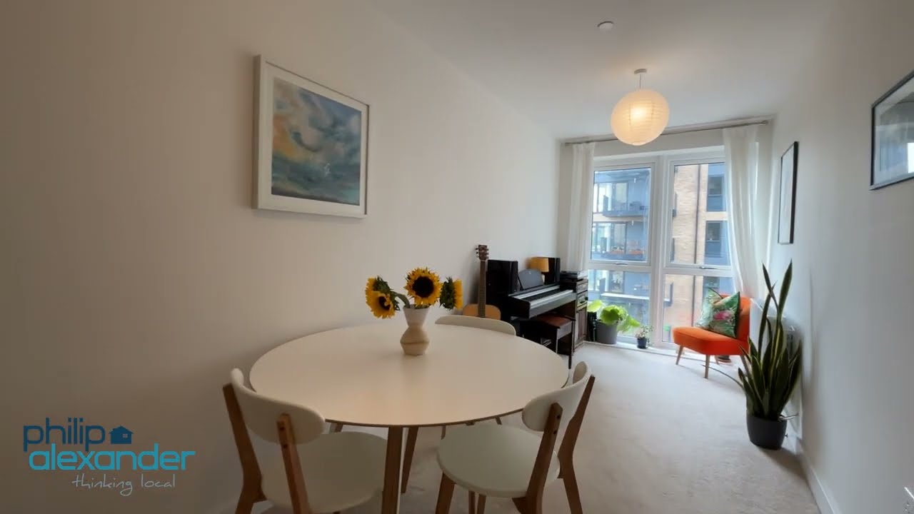 FOR SALE: Two bedroom apartment, Magnus Heights, Hornsey N8