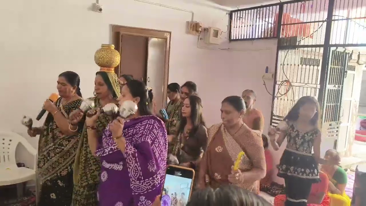દશેલા ગામે ઘોડા વાળો ઘૂમતો તો અરવિંદભાઈ પ્રજાપતી ને ત્યા 14/02/26
