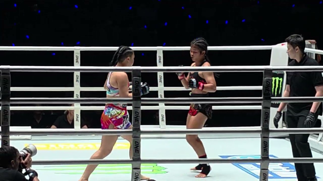 Junior VS Emily Chong