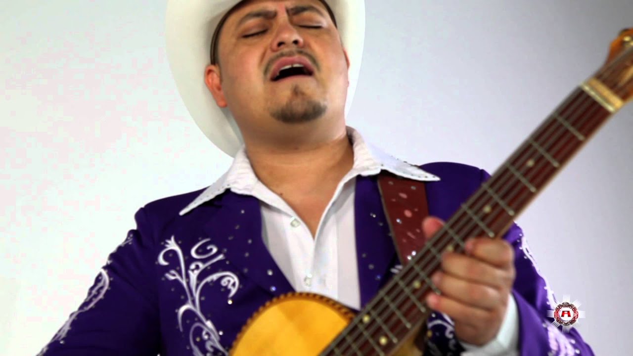 La Reuni&oacute;n Norte&ntilde;a -Mesa Para Dos (Video Oficial)