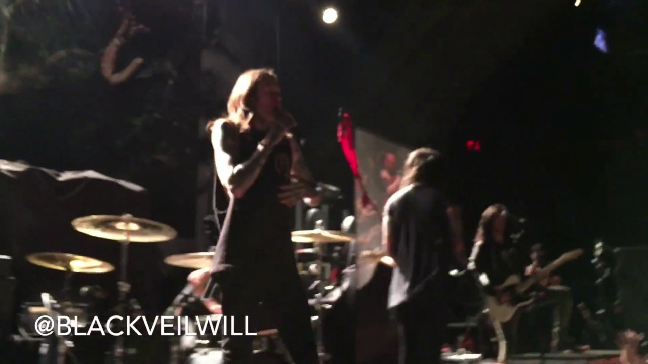 BAD OMENS - 