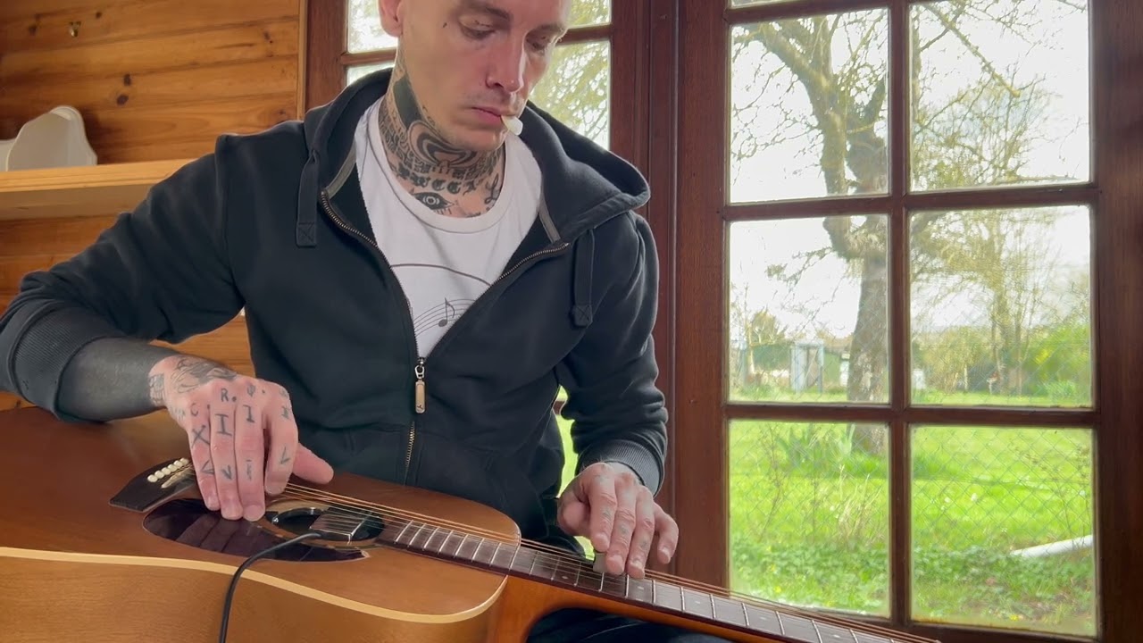 Far West cowboy slide guitar