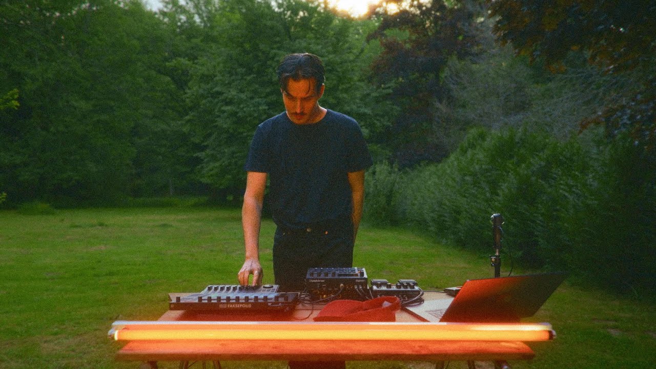 AVEM live in the Garden &ndash; Ch&acirc;teau Barrigand, France