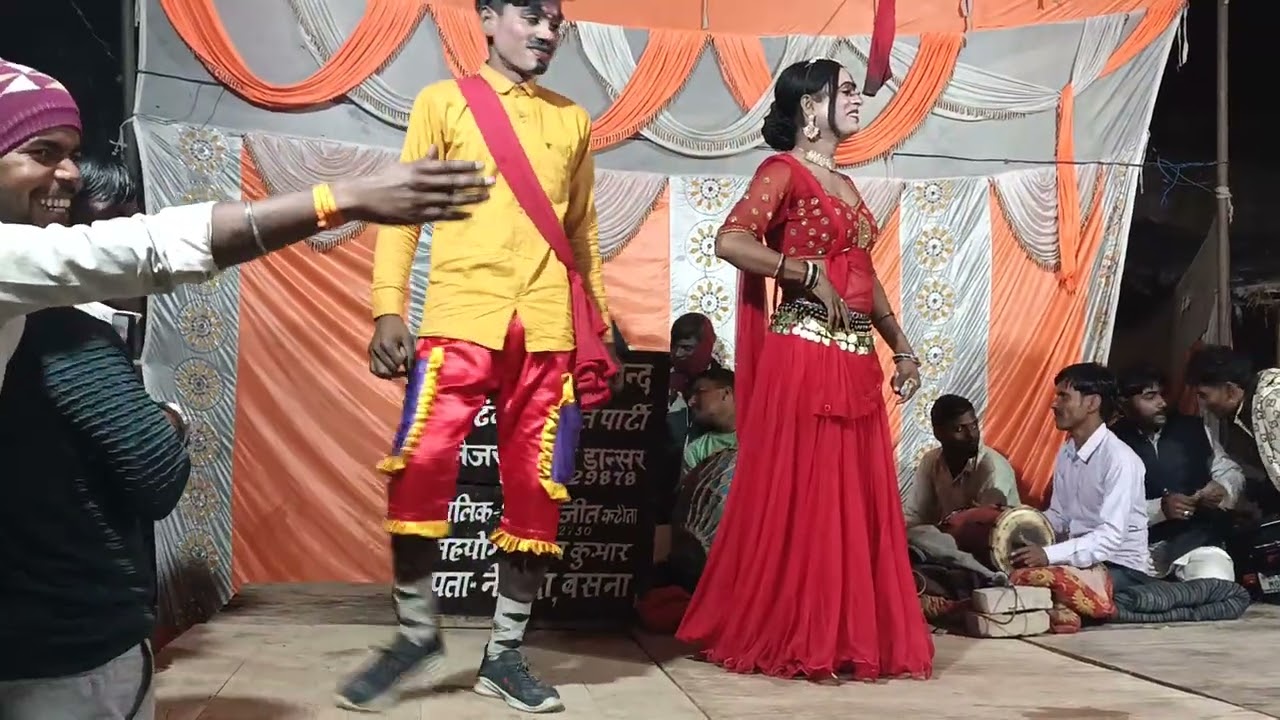 रोशन डांसर सुंदर गारी  