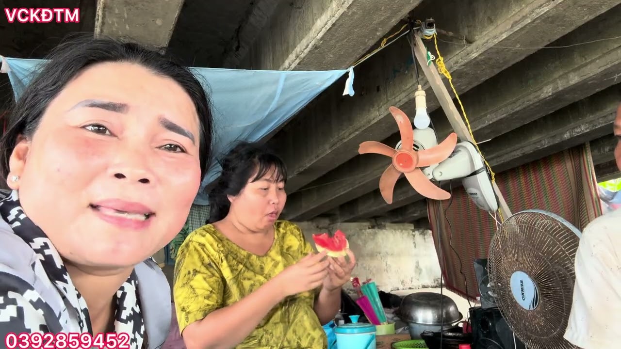 Em Loan hôm nay lên coi chị Ba uống thuốc bệnh viện có thiên giảm hay không