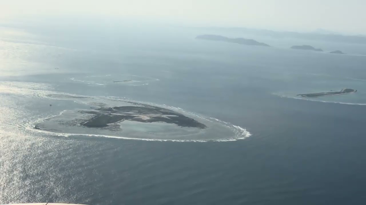 Okinawa Flight takeoff to Shanghai landing