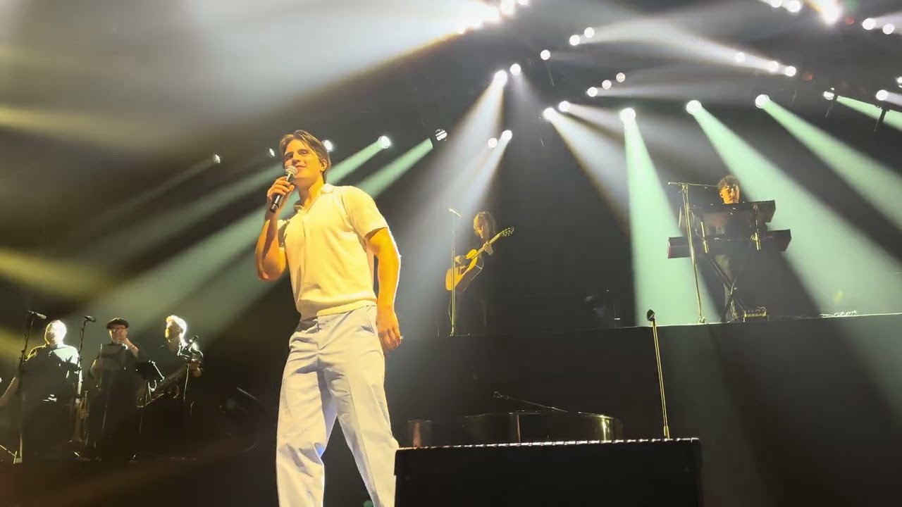 Maksim & Hannah Mae - ik wil dat je liegt 15/11 Lotto Arena 