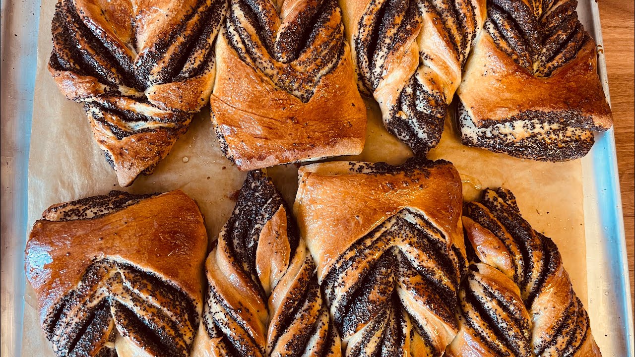 Булки с маком Сладкие Румяные пышные Очень ароматные #булочки #кухня #cake #печенье #buns #смакота