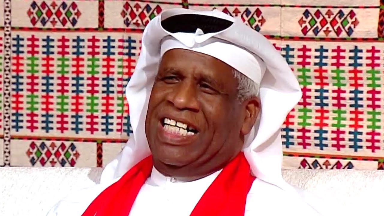 رقص حمود سلطان بعد فوز منتخب البحرين على السعودية وتتويجه بكأس الخليج لأول مرة في التاريخ