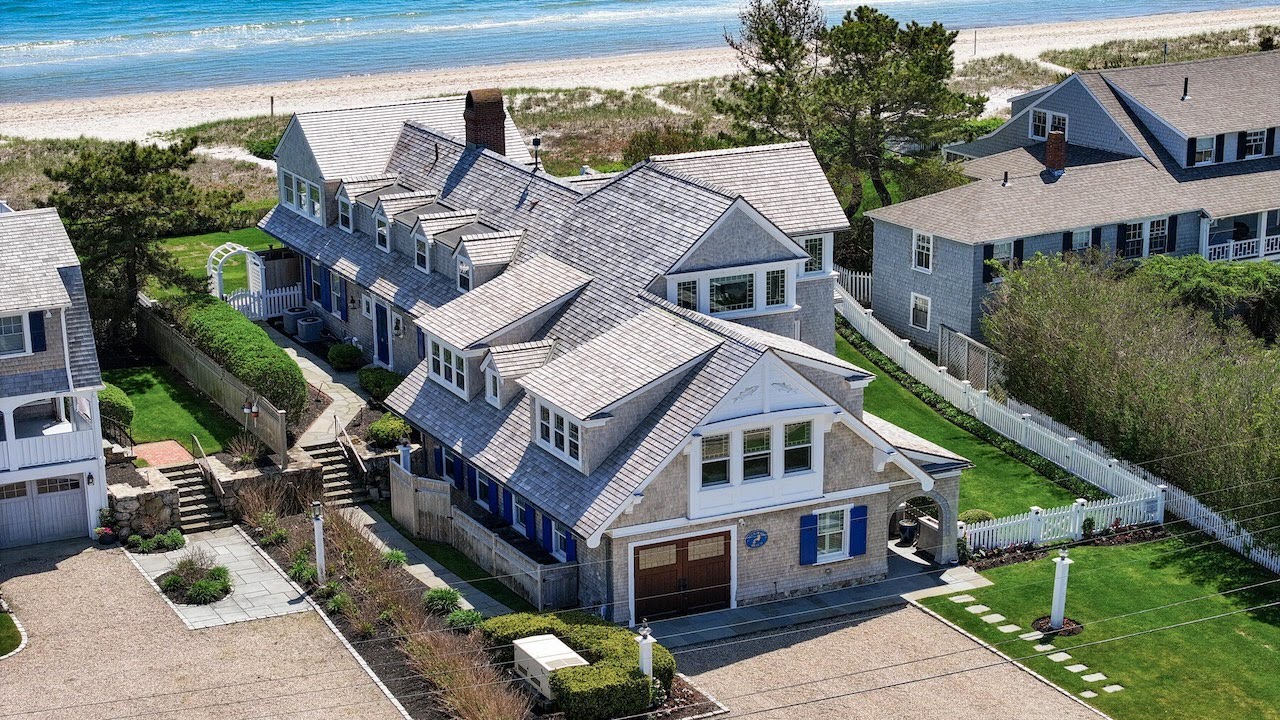 Enchanting Coastal Residence | Cape Cod, Massachusetts