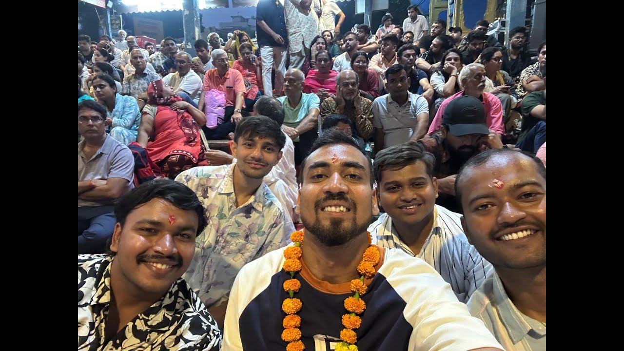 THIS GANGA AARTI CHANGED SOMETHING INSIDE ME 🙏 | TRIVENI GHAT RISHIKESH