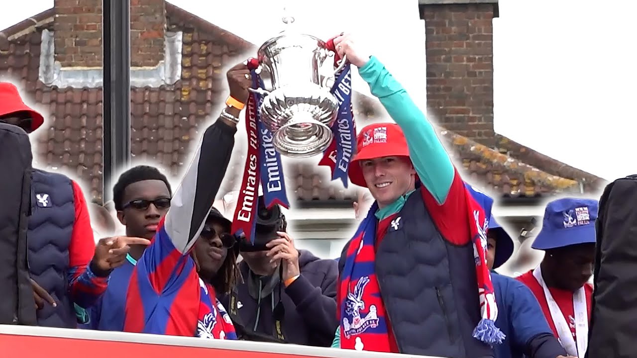 Crystal Palace celebrate their FA Cup win with BUS PARADE AND PITCH PARTY at Selhurst Park 🏆🕺
