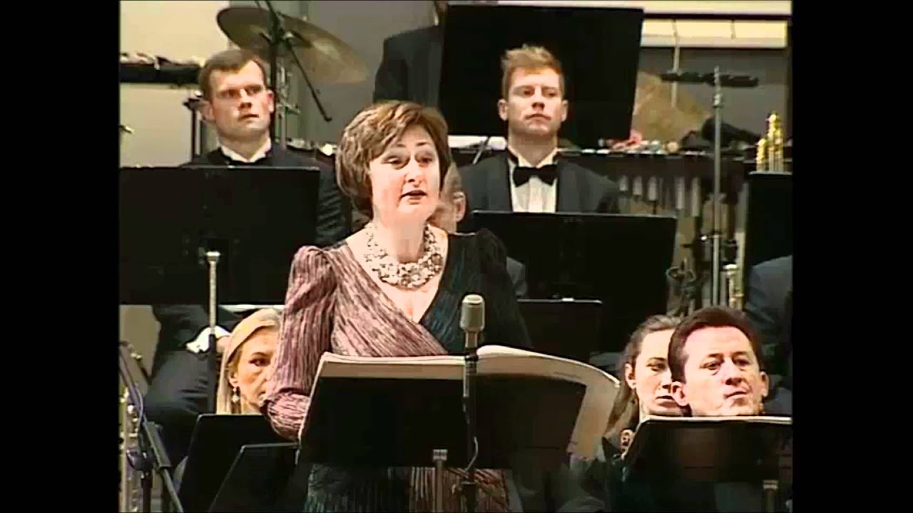 Asta Kriksciunaite (soprano). Onutė Narbutaitė's oratorio Centones meae urbi