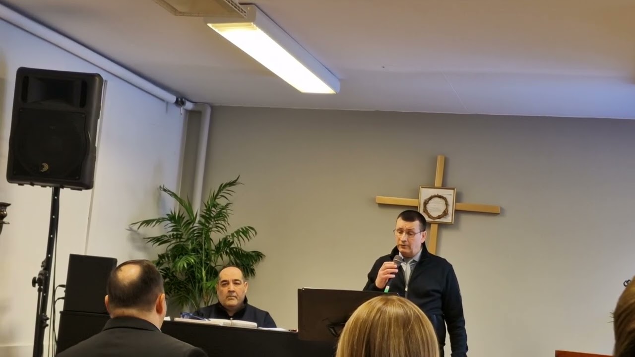 Asseri Lindgren - Ihmeinen kotini on