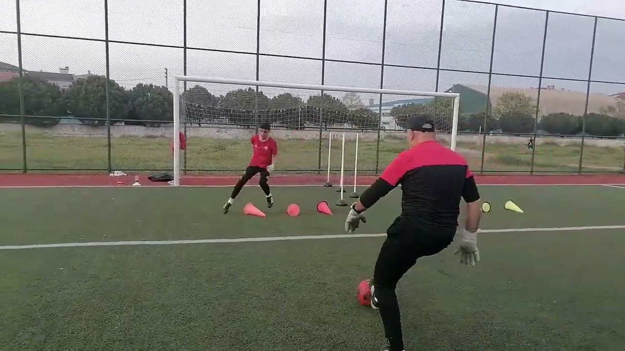 LEVENT KÜÇÜKOĞLU U14 KALECİ KOORDİNASYON ve ÇABUKLUK ÇALIŞMASI