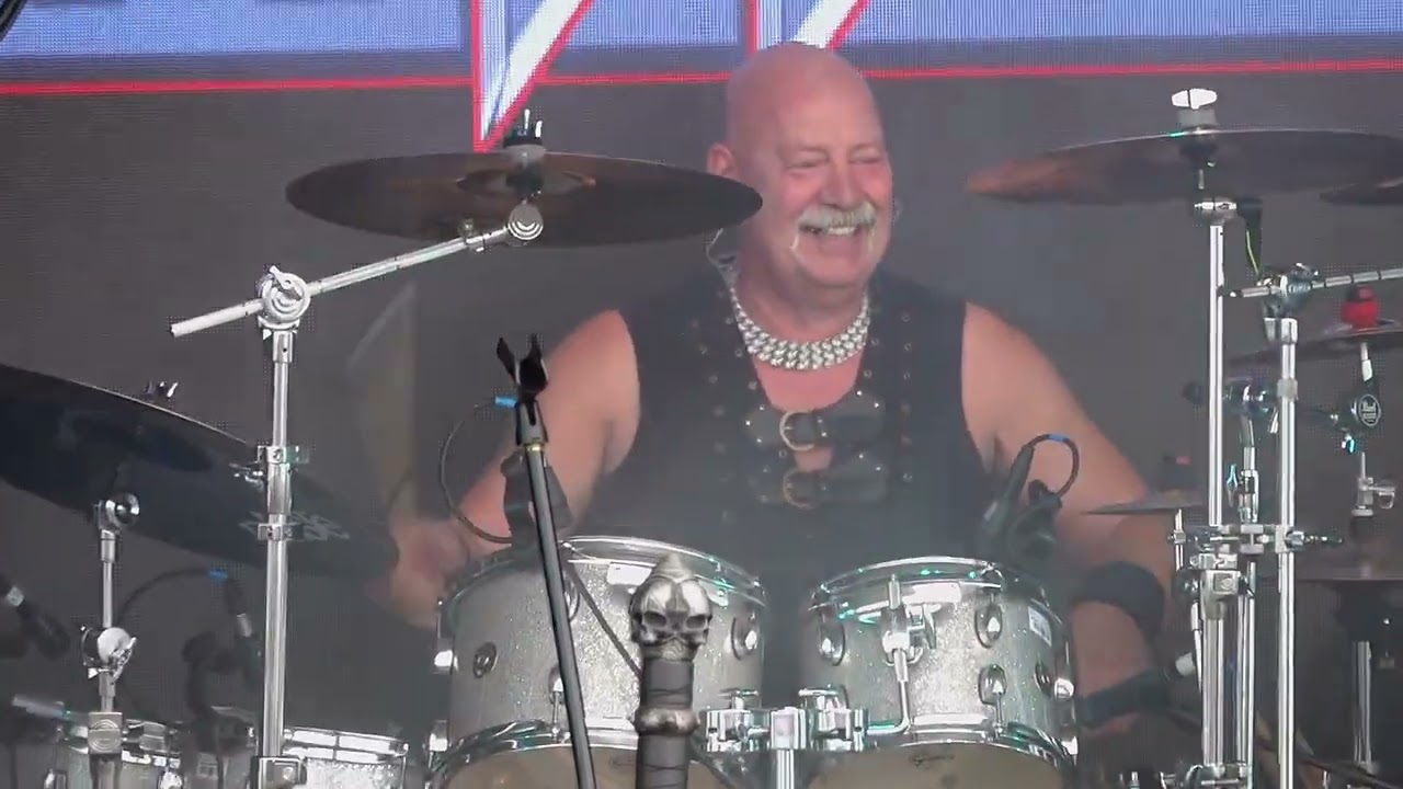 The Dead Can Wait - Paranoia (Live at NVRF25)