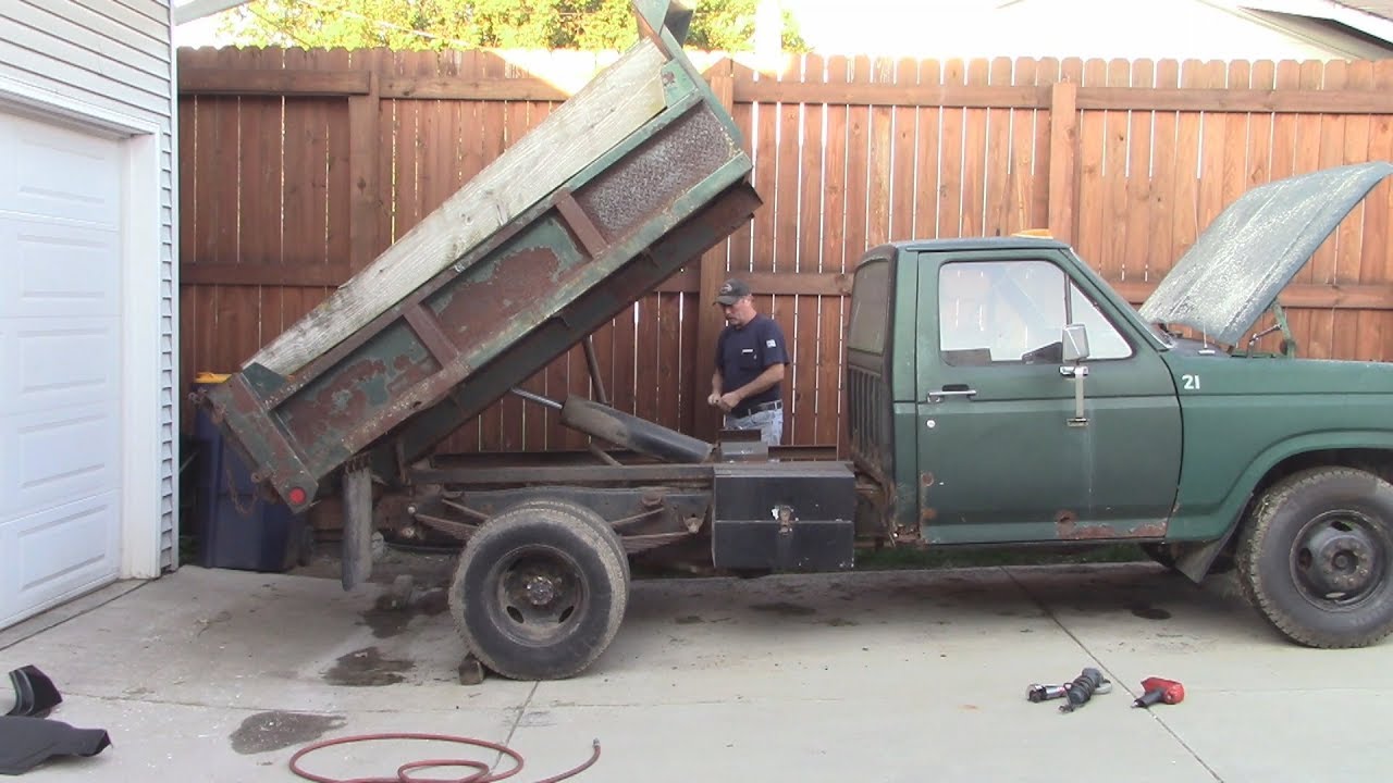 Dump truck Body and Carb Work 1981 Ford f350