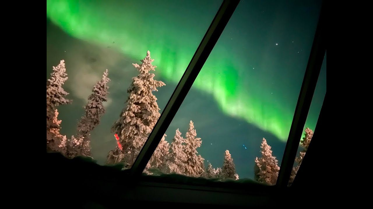 Aurora Borealis at Northern Lights Village Saariselka in Late November 2025.