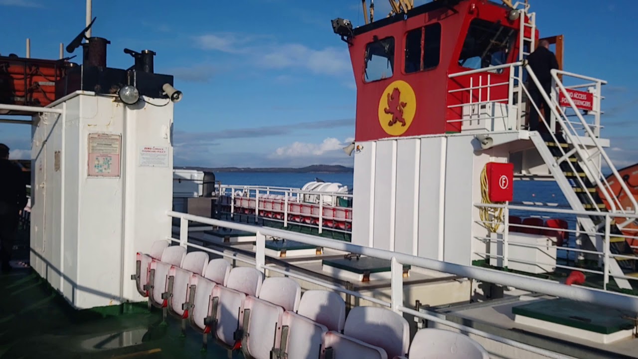 M.V Loch Ranza Departing Tayinloan for Gigha