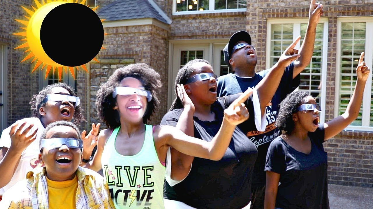 SOLAR ECLIPSE PARTY! - Onyx Family