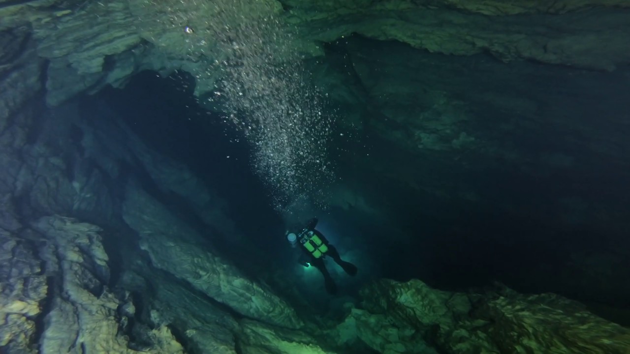 Grotta dei Fontanazzi in perfect conditions - Pozzo Finale, Pozzo 2000, Condotto Odissea and other