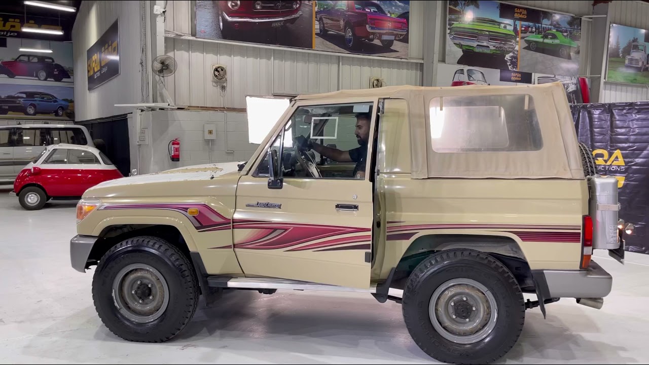 2010 Toyota LC70 Soft top شراع مخزن في مزاد صفقة