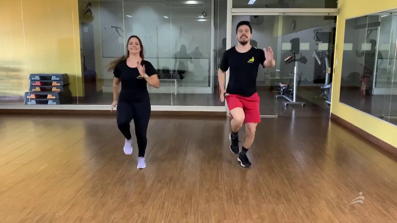GINÁSTICA AERÓBICA EM CASA | Junior Scaranello