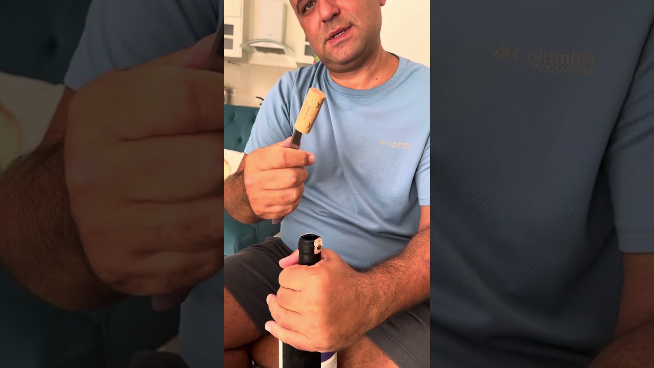 Tirbuşonsuz kolay şarap a&ccedil;ma y&ouml;ntemi #sarap #kırmızışarap #tirbuşon #kolayşarapa&ccedil;ma #t&uuml;rkiye #wine