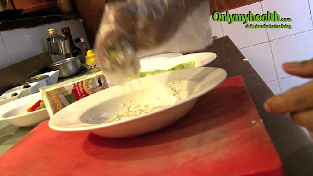 Classic Greek Salad Recipe - Onlymyhealth.com