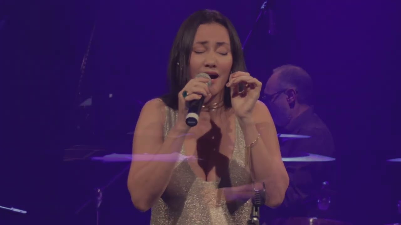 Ana Paula Moreti - Eu não Existo Sem Você - Show 100 JOBIM