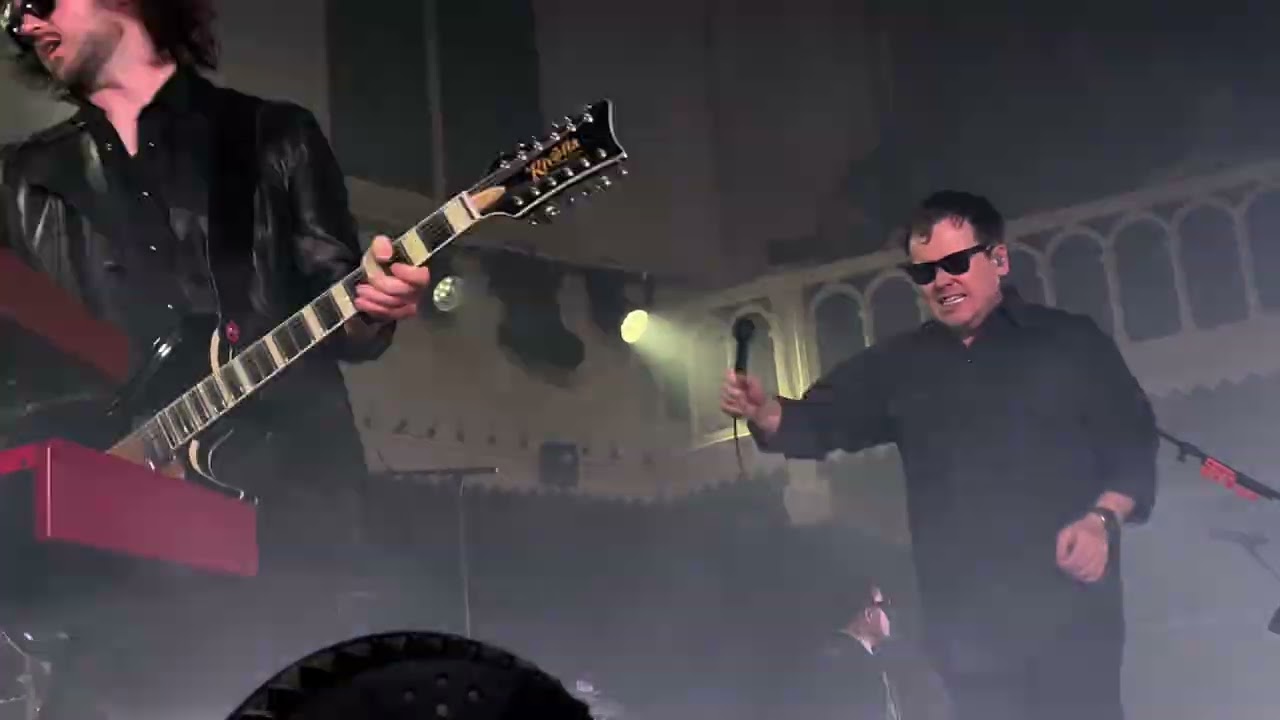 Ist Ist - Amsterdam -- HOPE TO LOVE AGAIN -- Paradiso - 14 march 2026