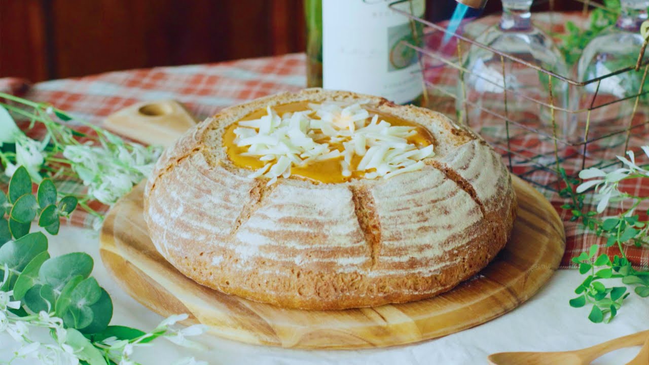 ASMR Crab Bisque Stuffed Bread by Tastemade Japan
